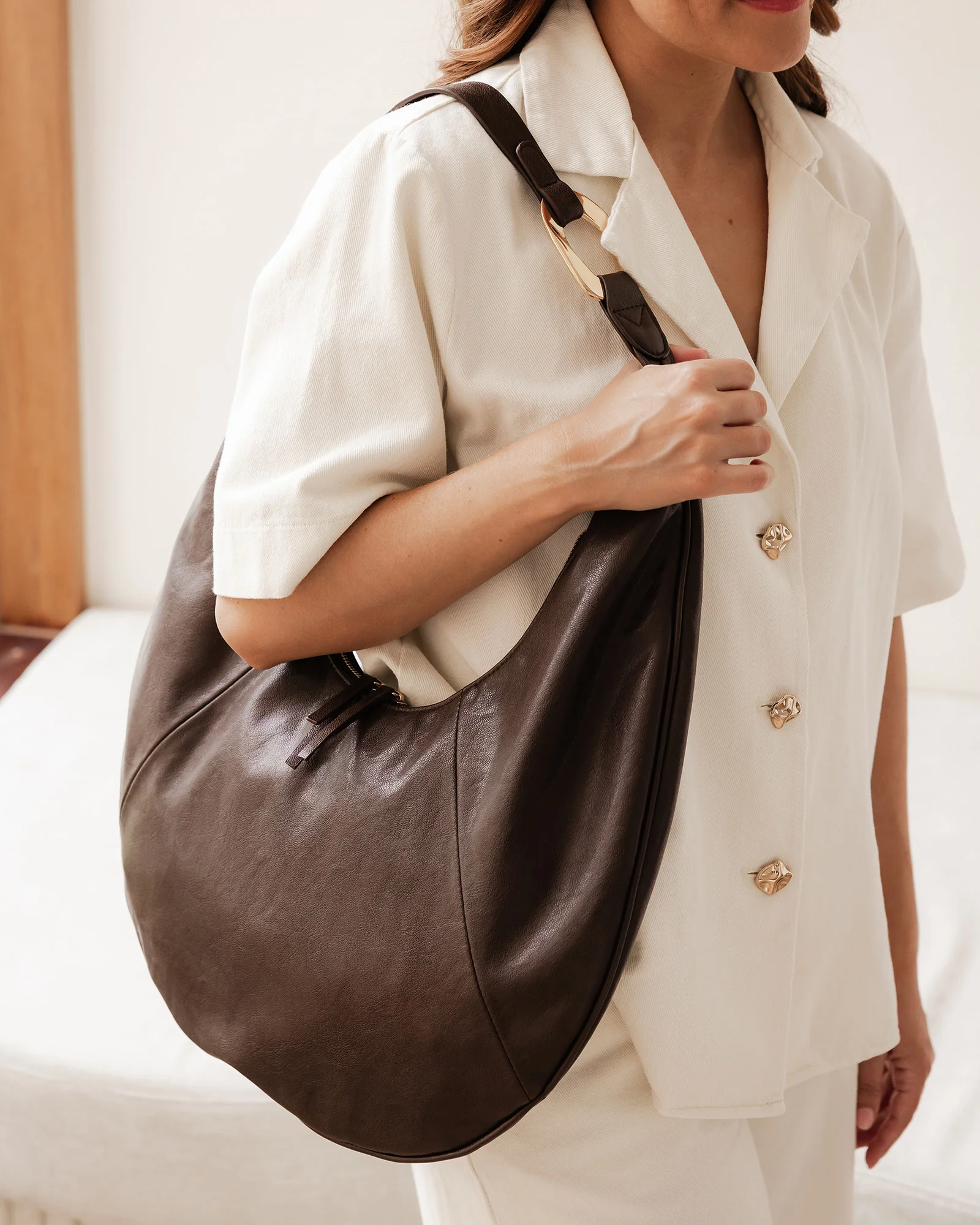 Billie Shoulder Bag - Chocolate - Image 6