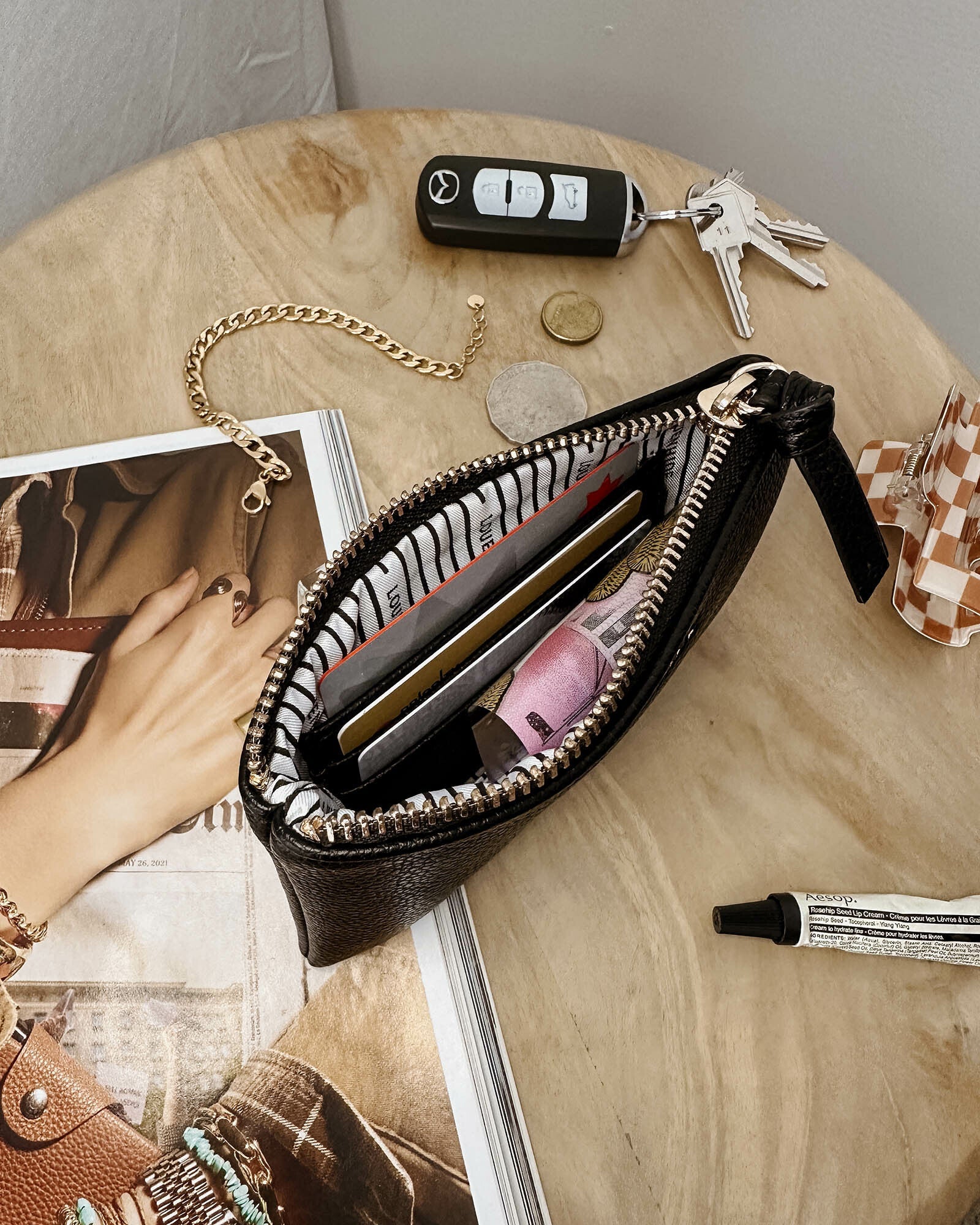 Kuta Purse - Black - Image 7